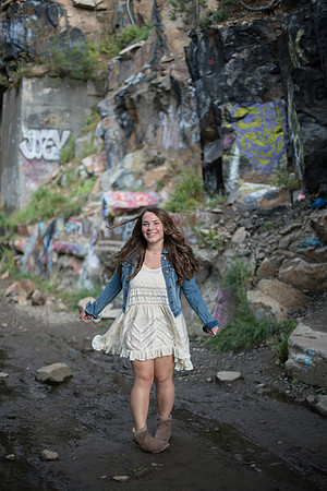 Sr. Portraits (4 of 94)